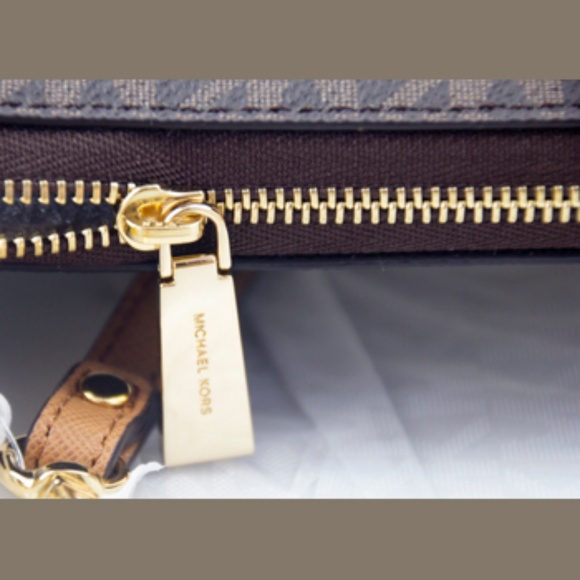 MICHAEL Michael Kors Women's Dotted Wristlet - Picture 5 of 8